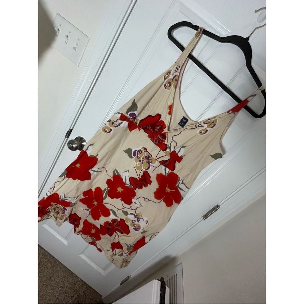 Gap women’s size 20 sundress tan and red